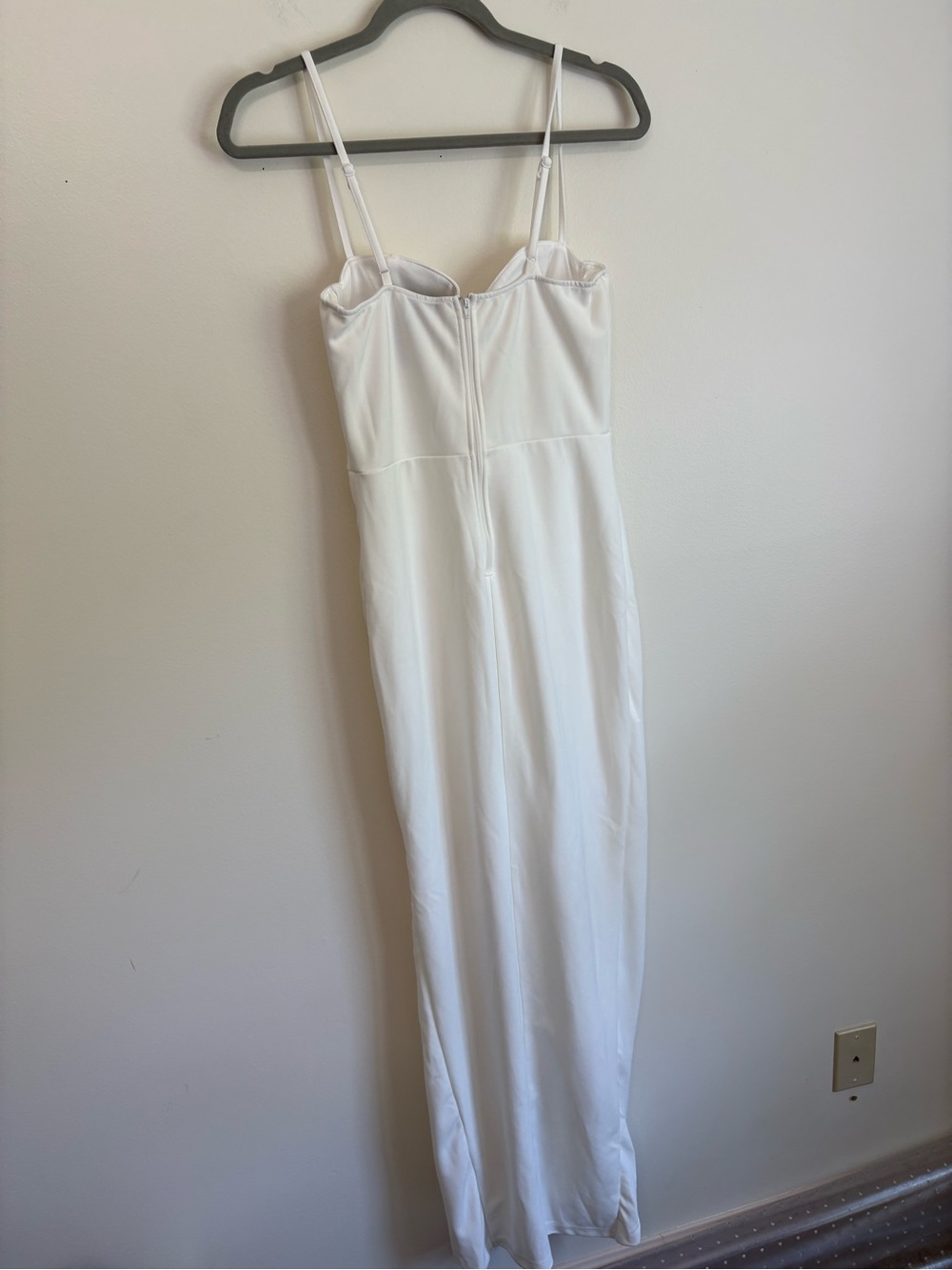 Windsor White Sweetheart Ruffle Slim Crepe Formal Midi Dress Sz M NWT - Picture 8 of 16